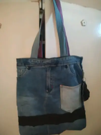 Bolso reciclado de mezclilla - miniatura 1