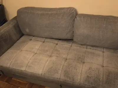 Sofá seccional gris usado - miniatura 2