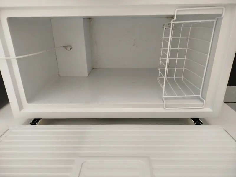 Freezer horizontal blanco Libero - 2