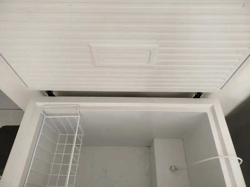 Freezer horizontal blanco Libero - 4