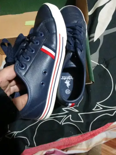 Zapatillas azul marino marca polo - miniatura 1