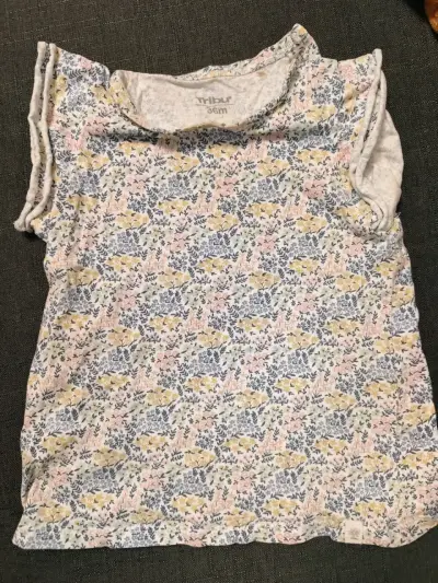 Polera floral 36 meses - miniatura 1