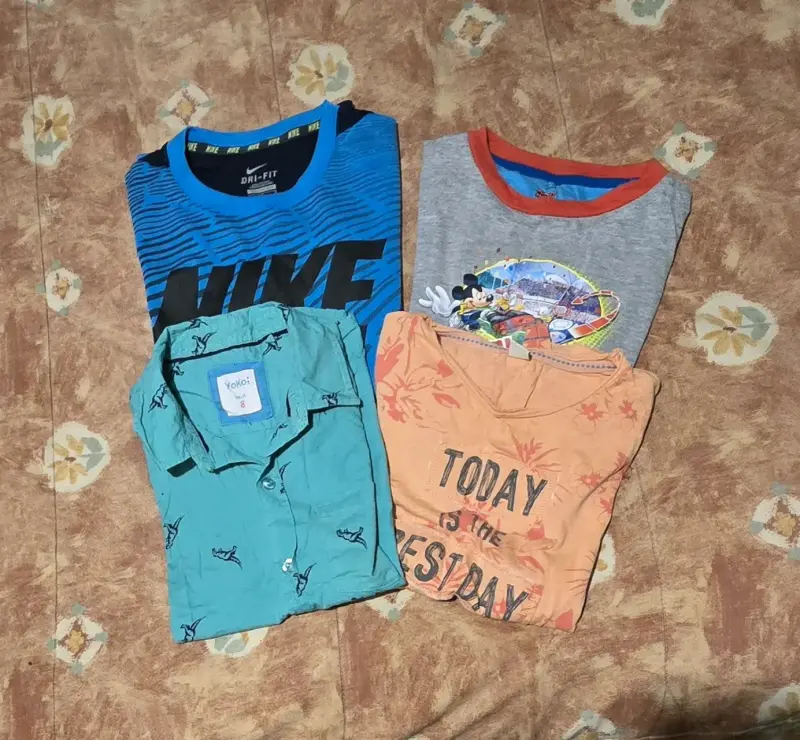Ropa para niños variada - 2