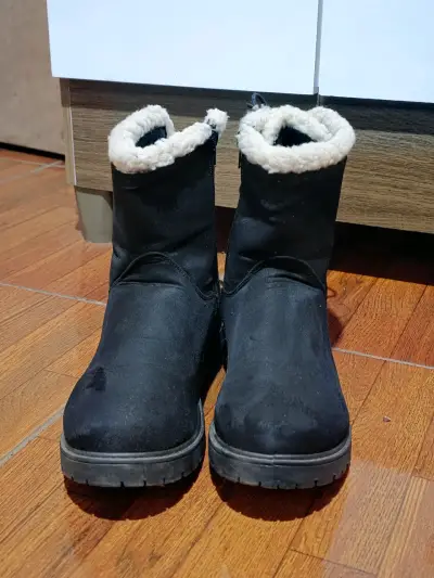 Botas de invierno negras - miniatura 1