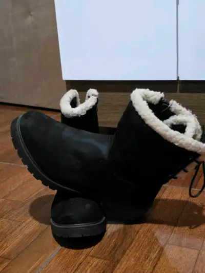 Botas de invierno negras - miniatura 3