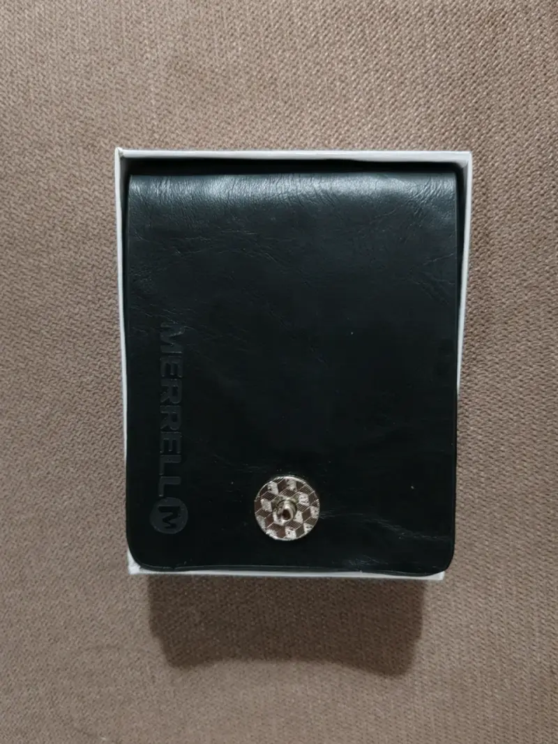 Billetera negra Merrell - 2