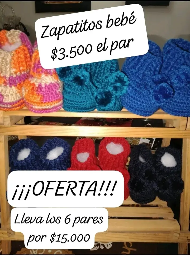 Zapatitos de bebé tejidos