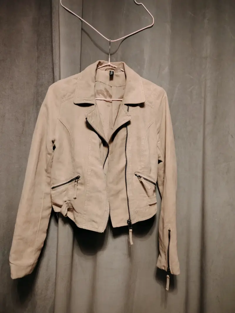 Chaquetas variadas - 6