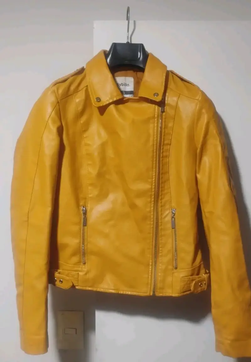 Chaqueta amarilla Sybilla