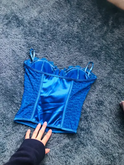 Corsets fucsia y azul en buena condición - miniatura 3