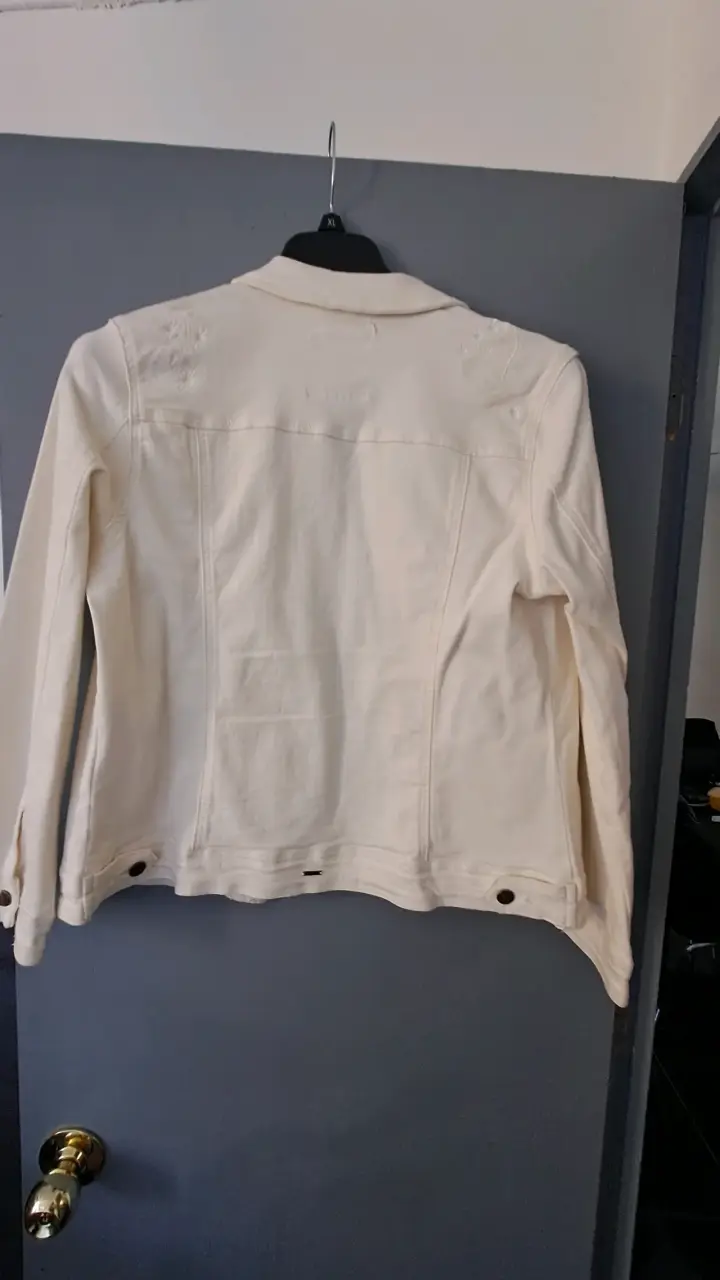 Chaqueta de jean blanca marca aziz - 3