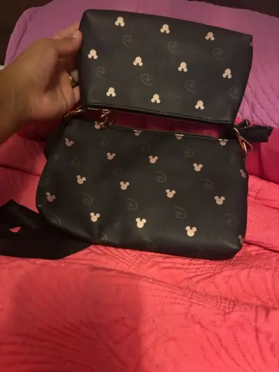 Bandolera Mickey y Minnie negra original - miniatura 3
