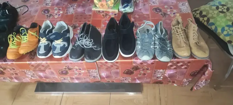Lote de zapatos varios colores - 3