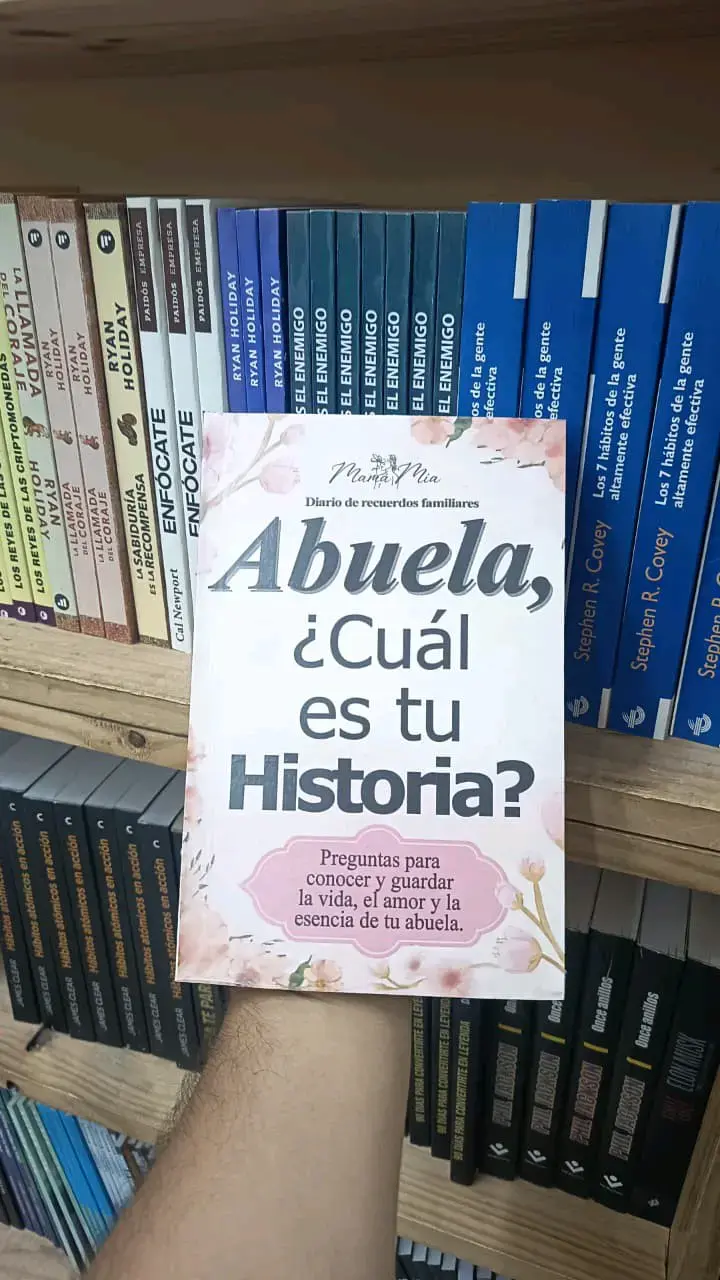 Libro 'Abuela, ¿cuál es tu historia?'
