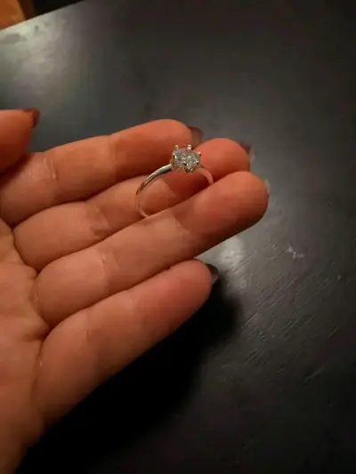 Anillo nuevos para regalo - miniatura 1