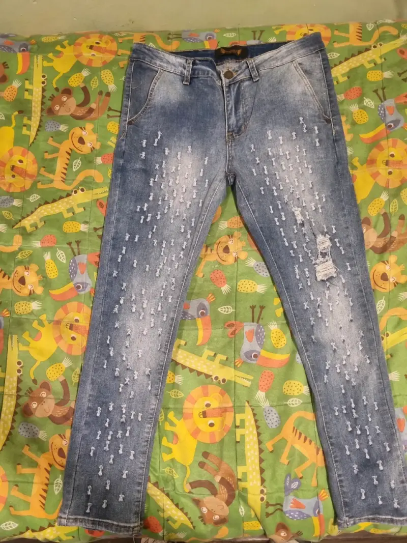 Jeans desgastados azul claro - 1