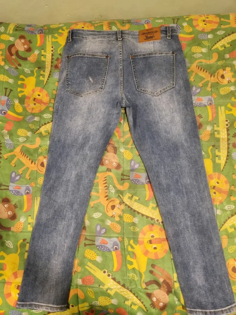 Jeans desgastados azul claro - 2