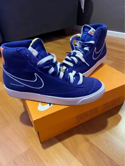 Zapatillas deportivas azules Nike - miniatura 1