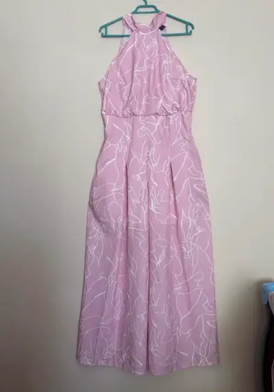 Jumpsuit rosado con diseño lineal - miniatura 3