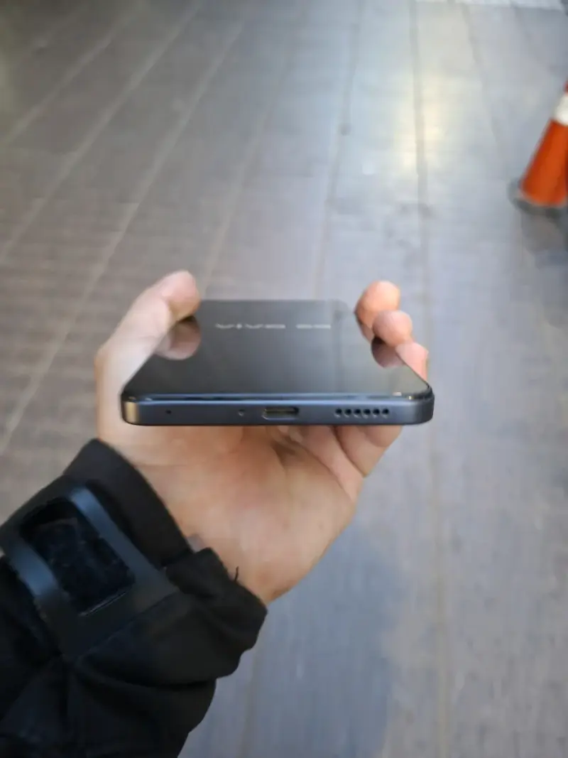 Vivo V60 Lite 512 GB 12 de ram - 4