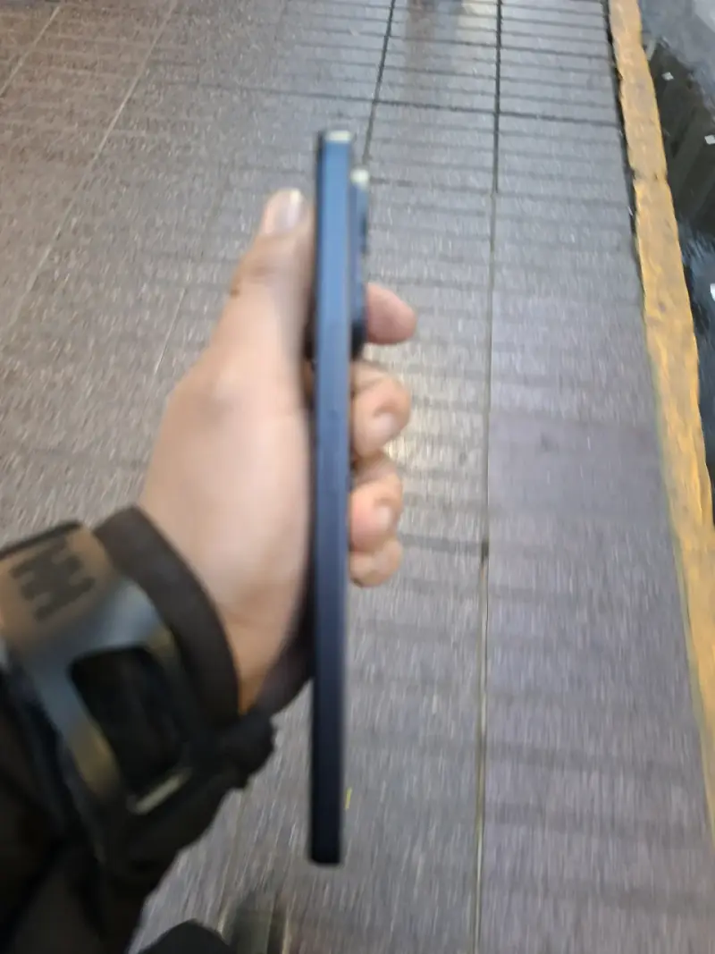 Vivo V60 Lite 512 GB 12 de ram - 5