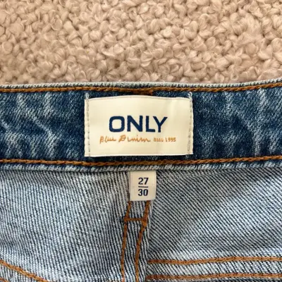 Jeans azul clásico para mujer - miniatura 3