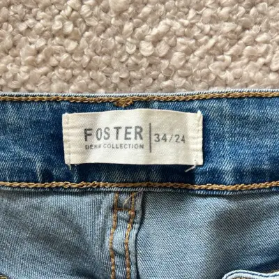 Jeans ajustados tiro alto - miniatura 3