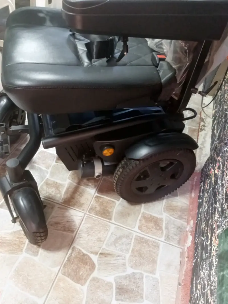Silla de ruedas eléctrica - 2