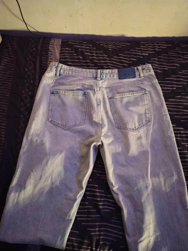 Variados pantalones de mezclilla - 3