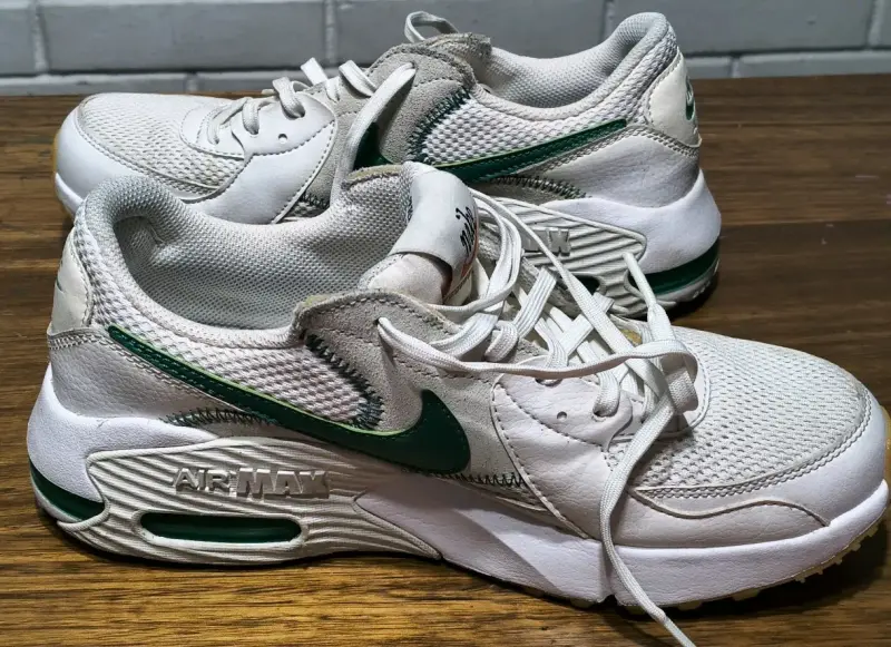 Zapatillas NIKE modelo AIR MAX, Blancas con verde - 2