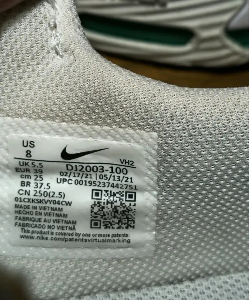 Zapatillas NIKE modelo AIR MAX, Blancas con verde - 4