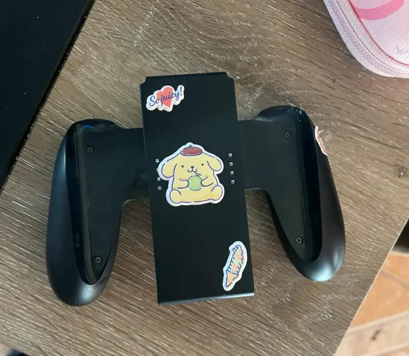 Consola Nintendo Switch + accesorios - 2