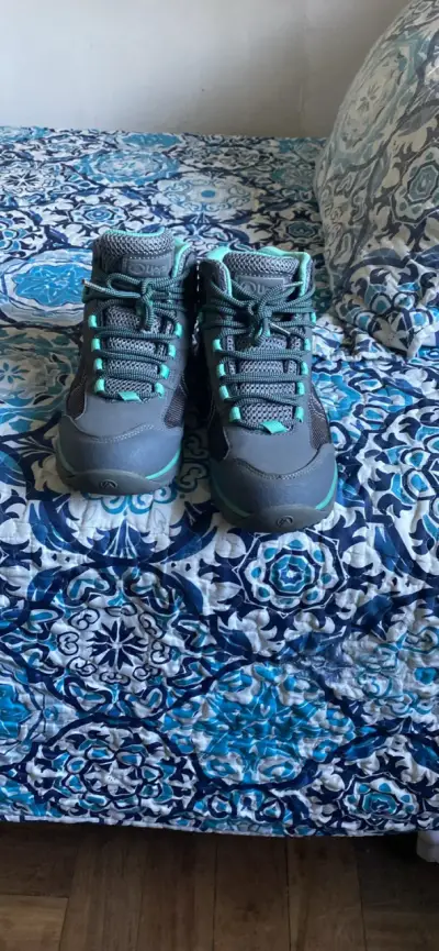 Botas trekking gris y turquesa - miniatura 1
