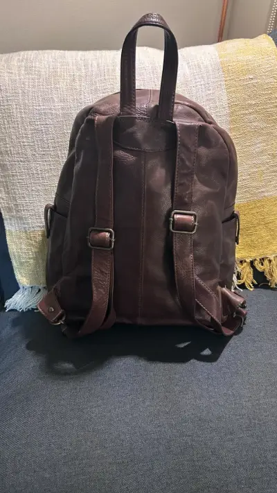 Mochila Rockford 100% cuero - miniatura 2