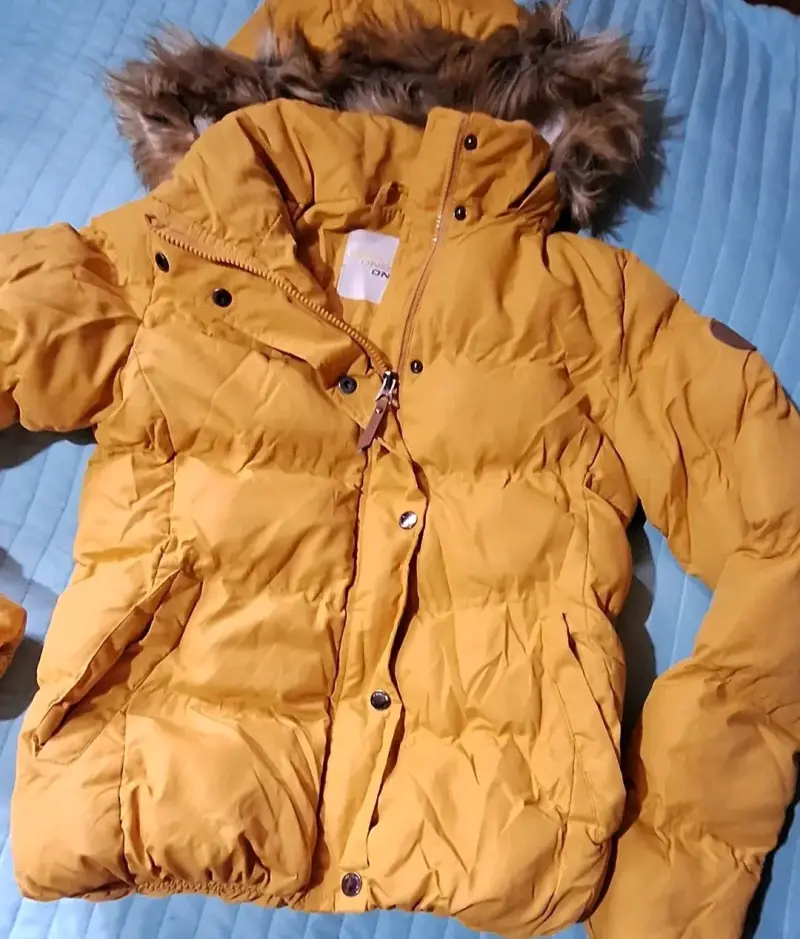 Chaqueta acolchada oneill mostaza