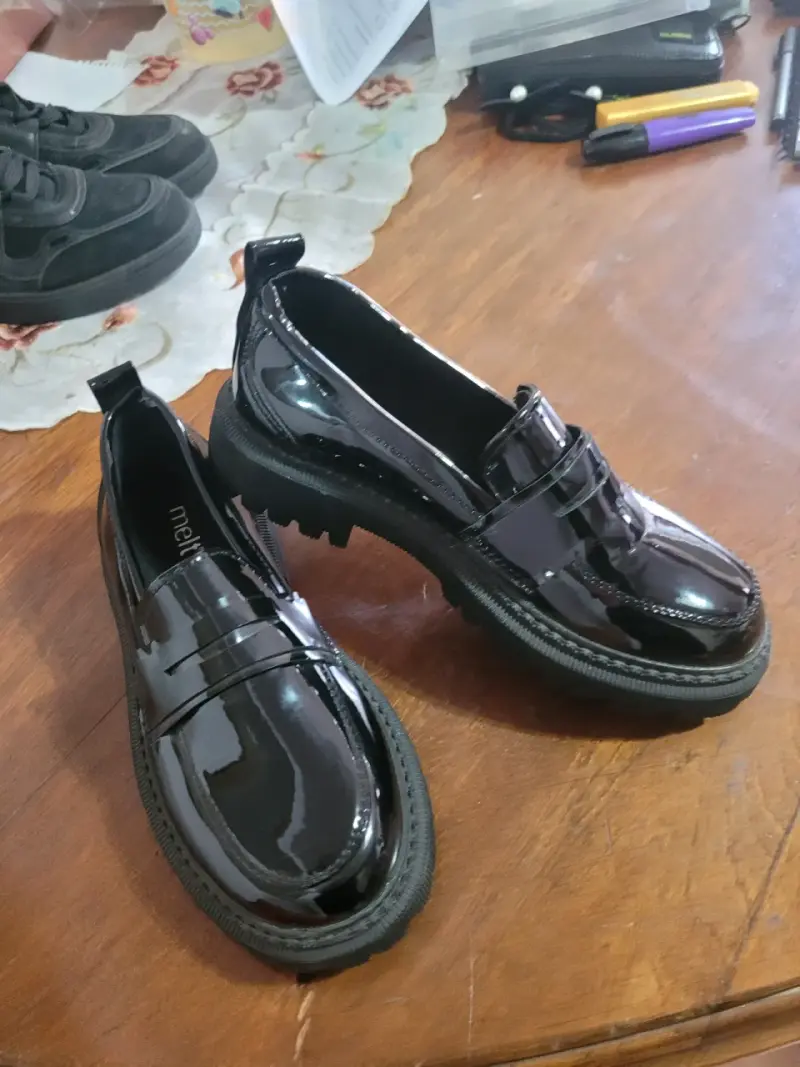 Zapatos de charol negros