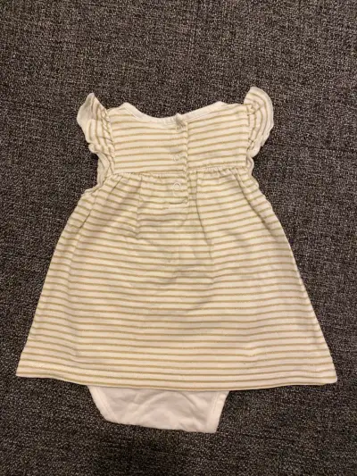 Vestido con detalles dorados Opaline - miniatura 4