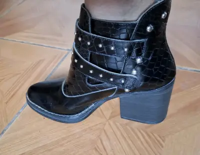 Botines de cuero charol - miniatura 4