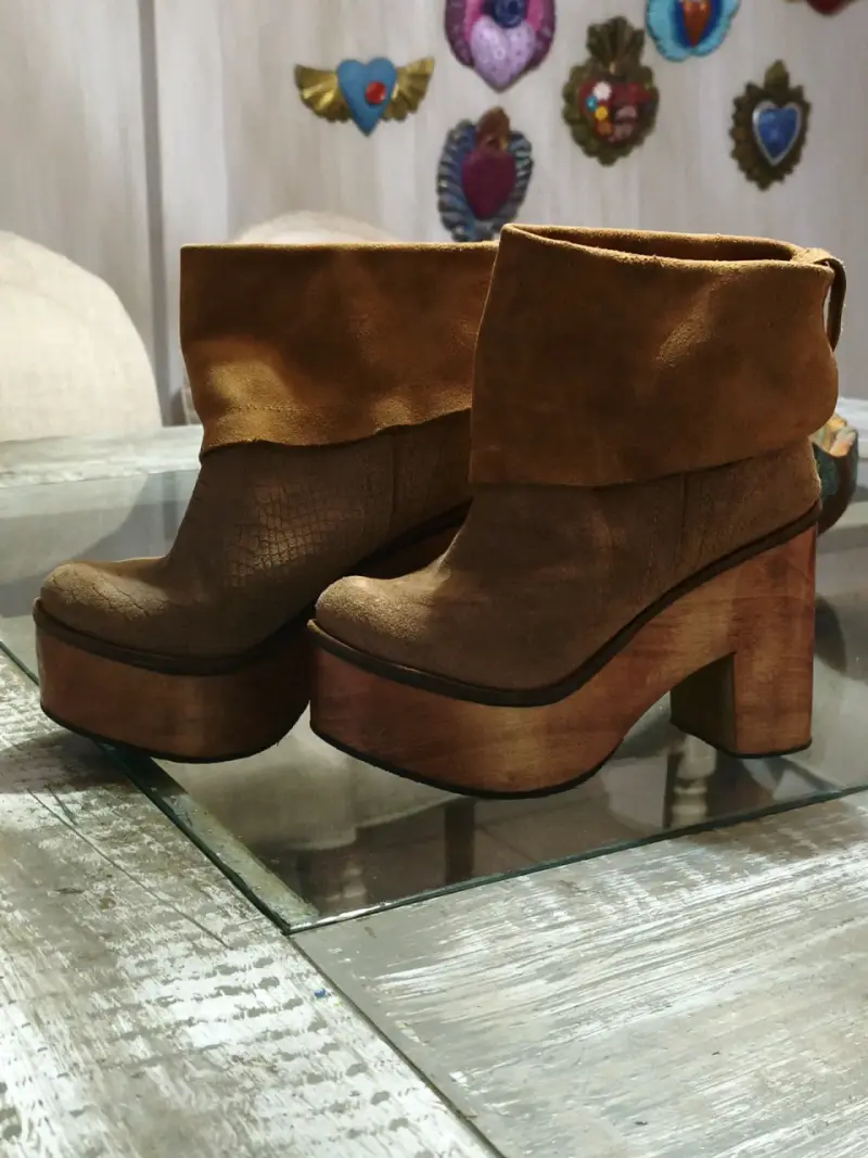 Botines marrones con plataforma - 1