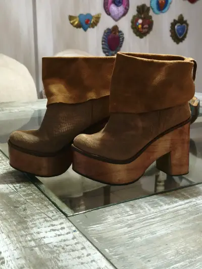 Botines marrones con plataforma - miniatura 1