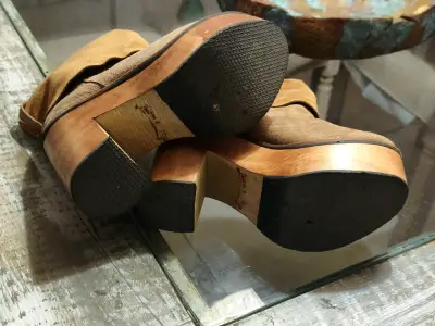 Botines marrones con plataforma - miniatura 2