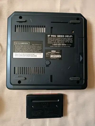 Consola Sega Genesis con juego Sonic spinball - miniatura 3