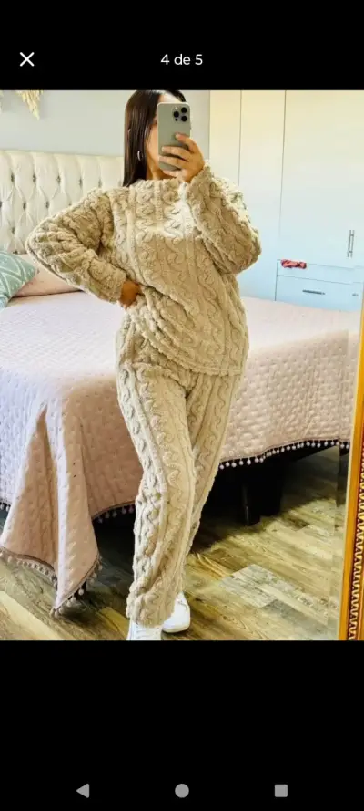Conjunto tejido beige cómodo - miniatura 1