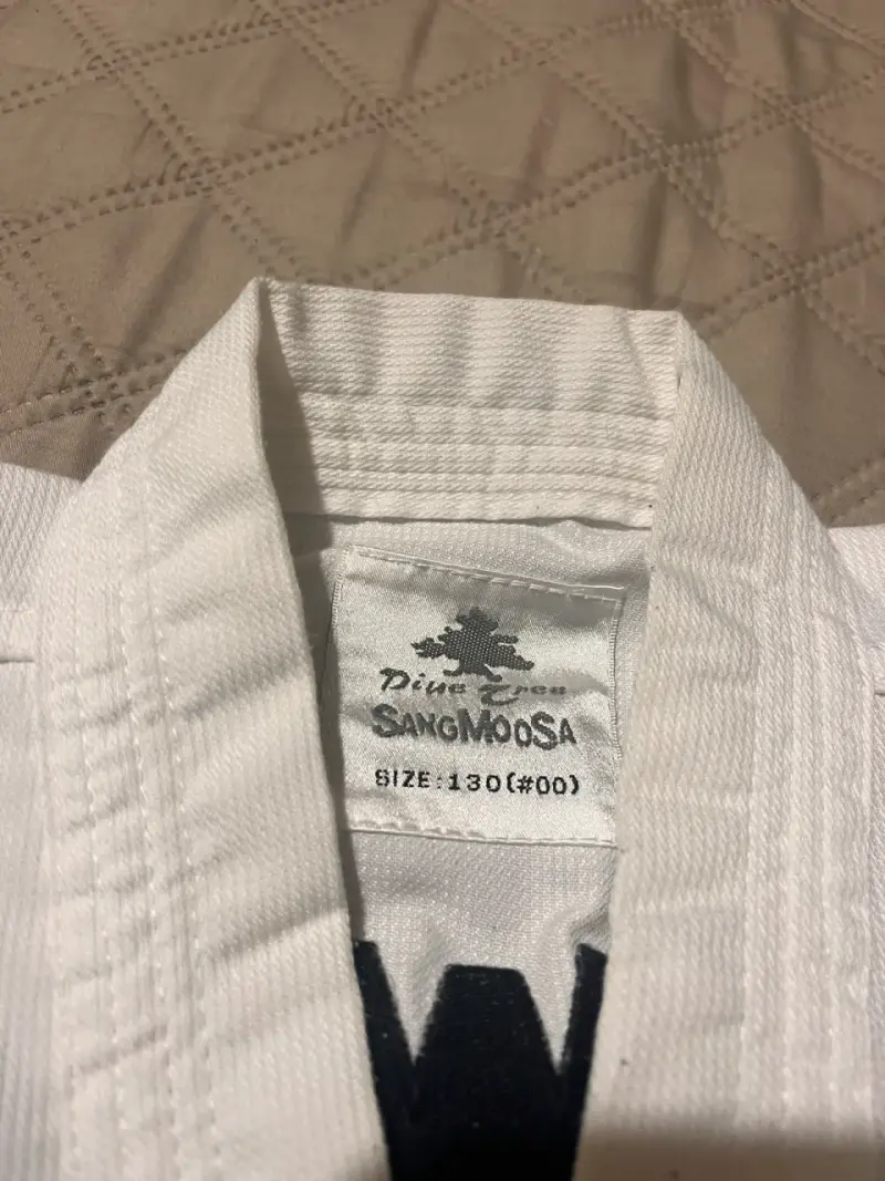 Dobok Taekwondo infantil - 2