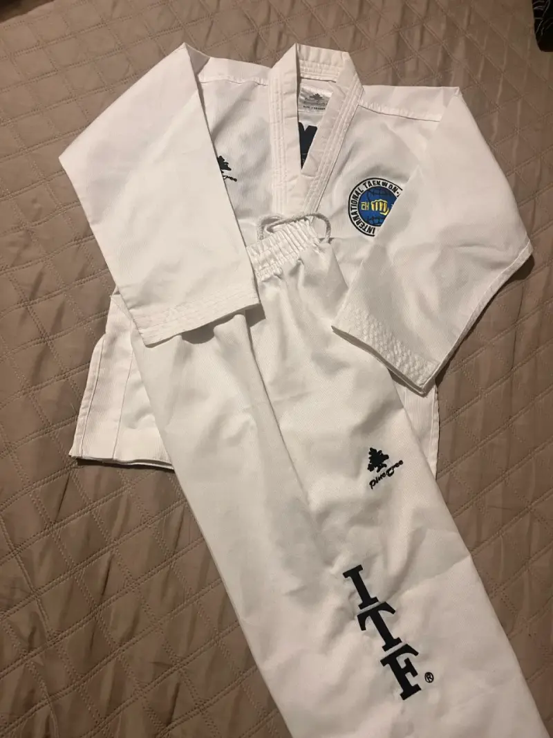 Dobok Taekwondo infantil - 3