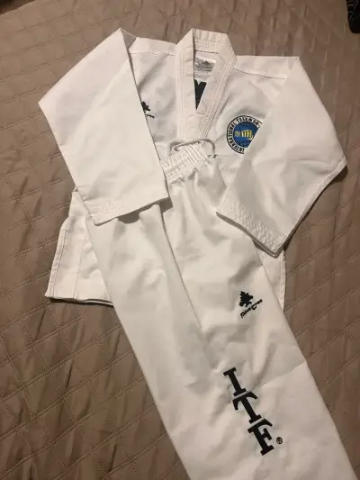 Dobok Taekwondo infantil - miniatura 3