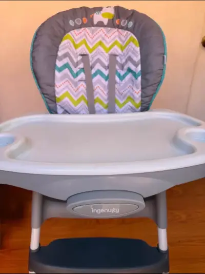 Silla alta para bebé Ingenuity - miniatura 1