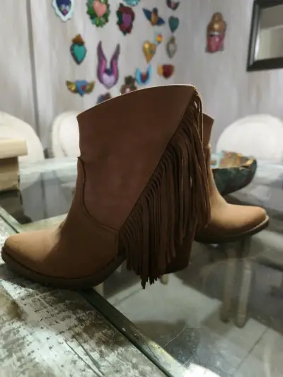 Botines marrones con flecos - miniatura 1