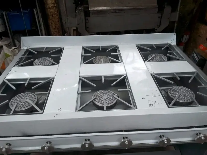 Cocina industrial de seis quemadores - 3