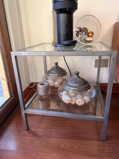 Mesa de vidrio cuadrada - miniatura 3